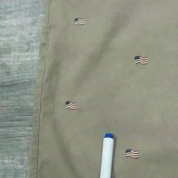 Lot Of 2 Eddie Bauer Chino Khaki Shorts American Flag Print Tag 40 (Act 42) READ - Picture 15 of 16